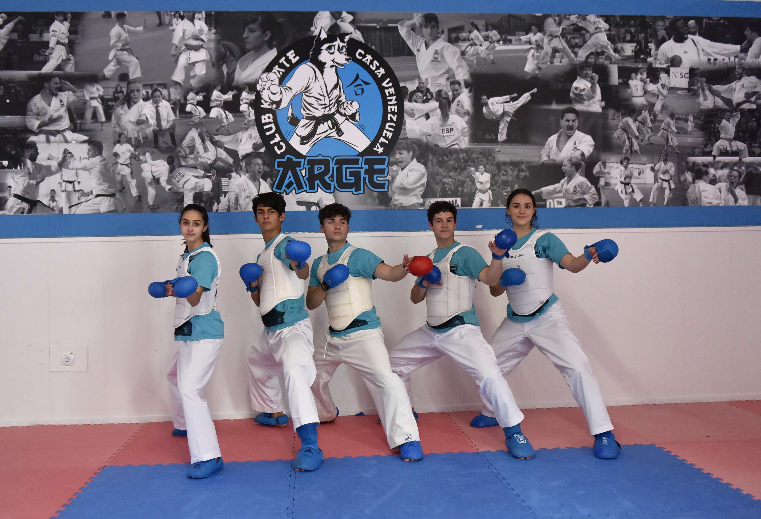 Seis karatecas del Club Arge Casa de Venezuela, rumbo a la Liga Nacional