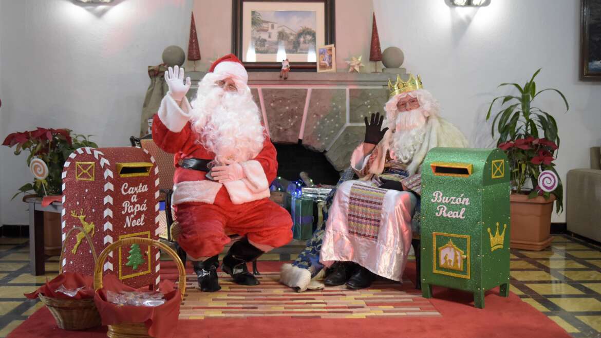 Visita de Papa Noel y del Rey Melchor